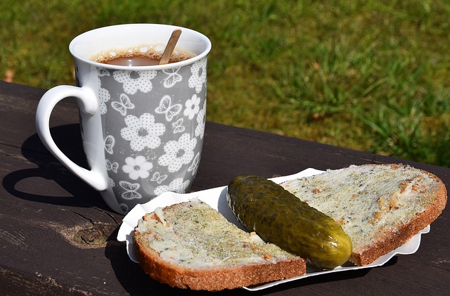 他凭借个人 他凭借个人